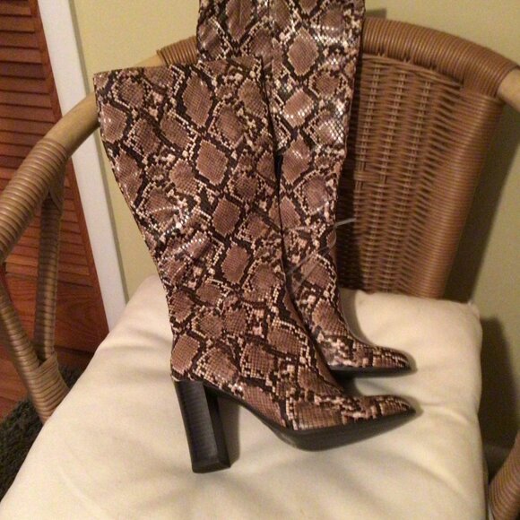 A New Day Snake Skin Boots Size 6 - Picture 3 of 3